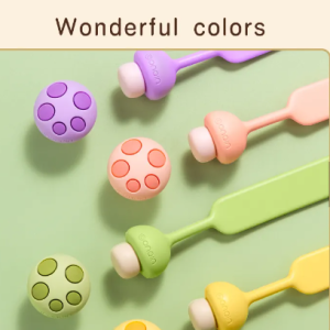 non-dirty hand toilet flap