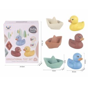 Children's bath water toy sailboat Duckling cartoon animal spray bath set