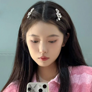 Sweet cool ins style metal flowers bangs hair clip niche design side clip simple hair accessories girl heart one word clip