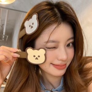 Simple Korean system bear hair clips headdress cute girls smiley duckbill clip temperament broken hair bangs clip senior feeling
