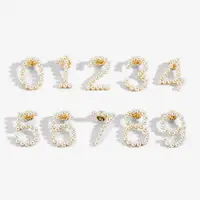 New Pearl Lucky Number Brooch Personalized elegant alphabet letter brooch women Lady Word Brooch Pins Unique badge jewelry gift