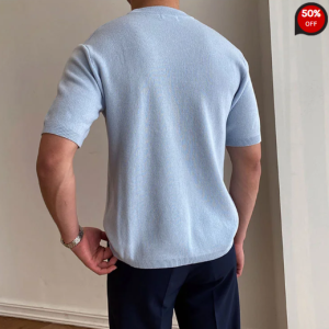 Gentlemans classic plain knitted round neck T-shirt
