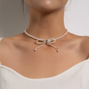 Fashion trend full of pearl fringe temperament necklace set with diamond bow super fairy clavicle chain