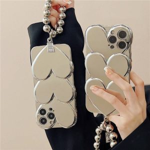 Electroplated heart phone case