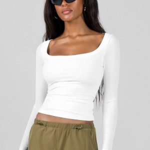 U-neck long sleeve shirt thread