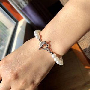Baroque pearl bracelet OT buckle