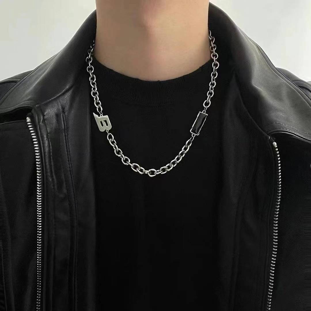 Black gemstone lettering titanium steel necklace collarbone chain