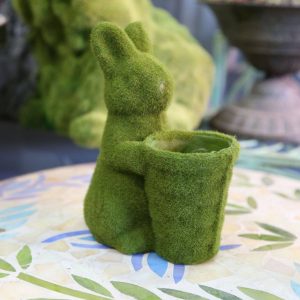 Scandinavian garden balcony home decorations resin flocking cute rabbit hug basket flower arrangement succulent green plant pots