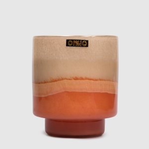 Art Gigi L candle with Precious Oud scent in a glass candle holder Onno