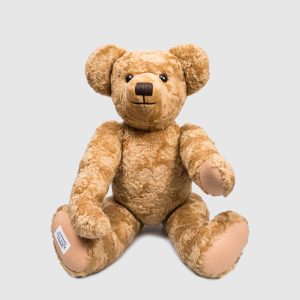 Souvenir in the form of a bear EDWARD Merrythought