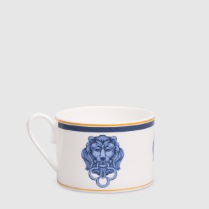 White porcelain tea cup El Leon Geminiano Cozzi 1765