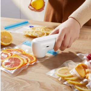 Youpin Jingchu electric vacuum machine + free fresh-keeping bag trial pack