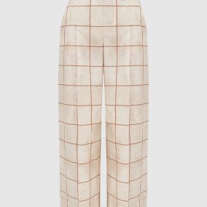 Light beige trousers Peserico