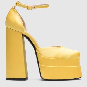 Yellow shoes Babe Pay Pls