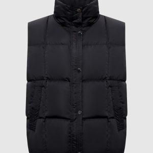 Black down vest Peserico